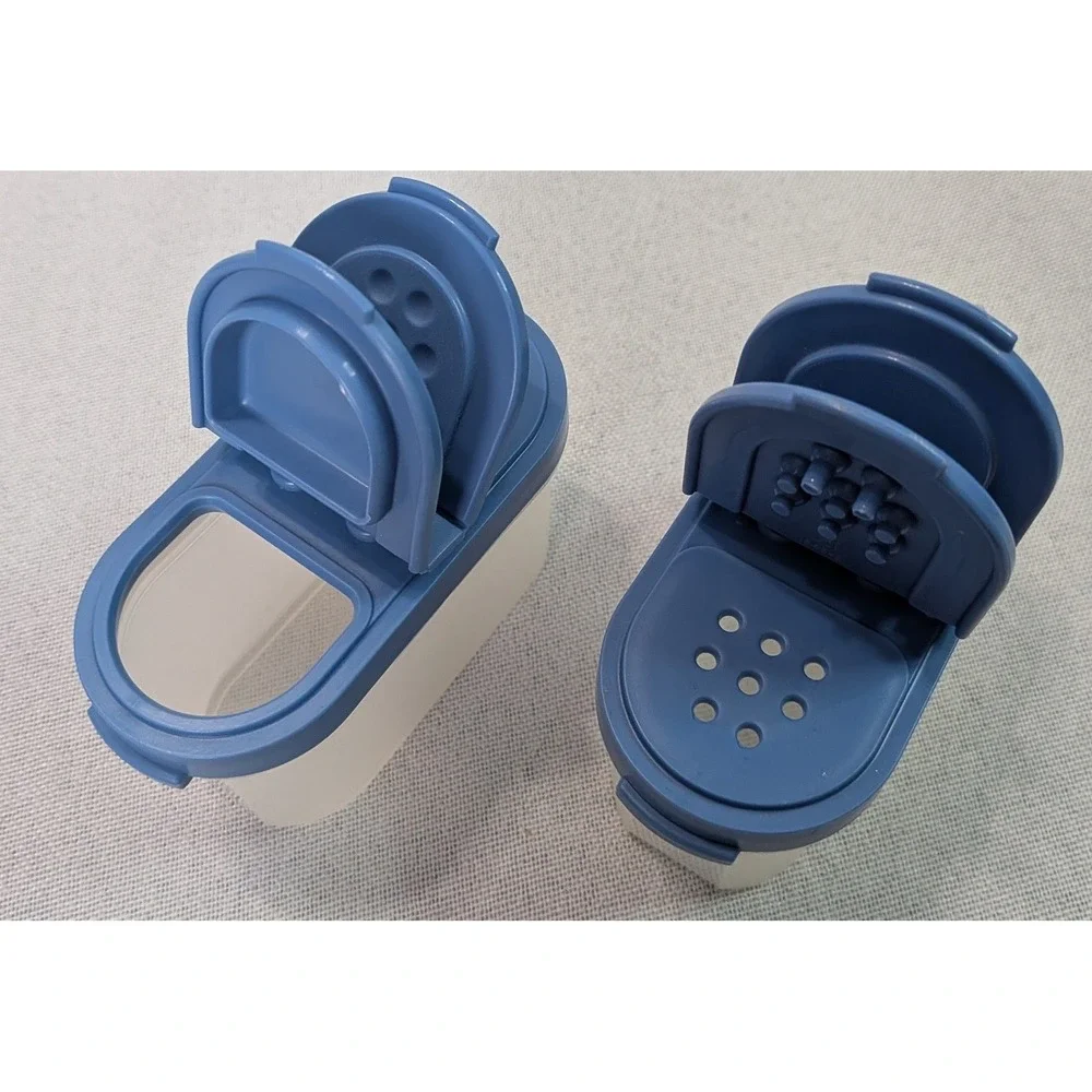 Tupperware Spice Shaker Set of 2 Small Blue Clear Modular Mates Excellent Cond